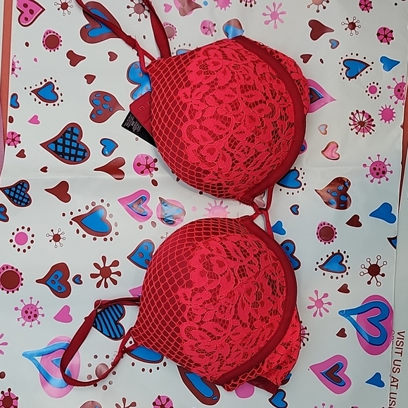 Victoria's Secret Other - Victoria's Secret Red BOMBSHELL PLUNGE Double Bump Padded Bra